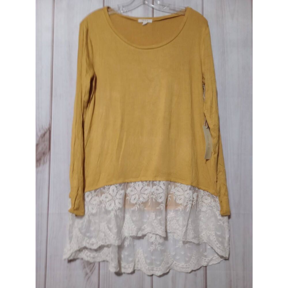 Me and U Shirt Ladies Medium Yellow‎ White Lace Tunic Long Sleeve Light Weight
